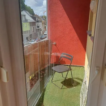 Close To Airport Apartment *